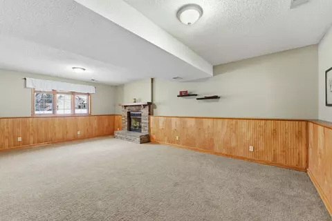 4093 Vermont Ave, Eagan, MN 55123 photo 34