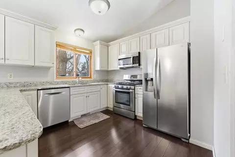 4093 Vermont Ave, Eagan, MN 55123 photo 7