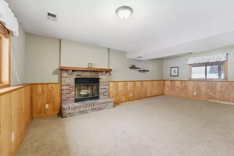 4093 Vermont Ave, Eagan, MN 55123 photo 28