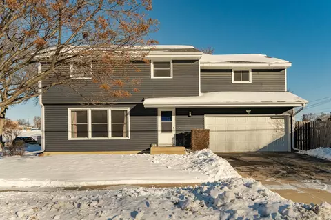 825 Elton Hills Dr NW, Rochester, MN 55901
