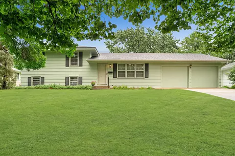 8341 Ewing Rd, Bloomington, MN 55431