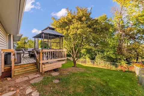 1569 Lancaster Ln, Eagan, MN 55122 photo 45