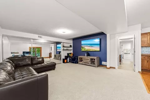 1569 Lancaster Ln, Eagan, MN 55122 photo 29