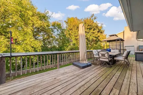 1569 Lancaster Ln, Eagan, MN 55122 photo 19
