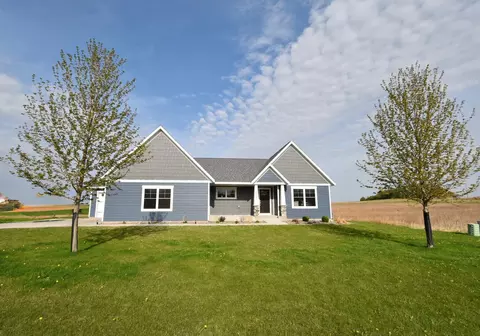 1800 20th Avenue Cir NE, Kasson, MN 55944