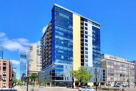 740 Portland Ave #1005, Minneapolis, MN 55415