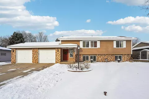 621 Menke Ave, Shakopee, MN 55379