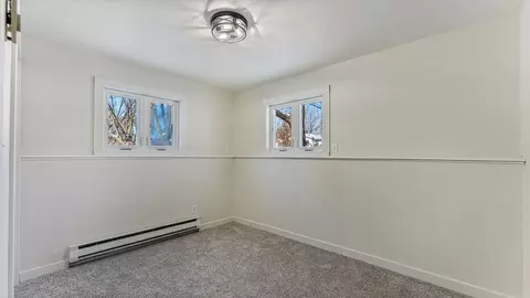 Bedroom - 829 Pleasantview Dr SE, Willmar, MN 56201 photo 4 of 5
