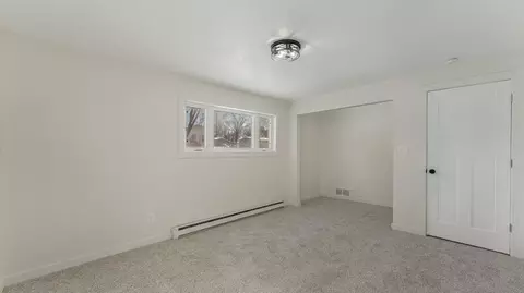 Bedroom - 829 Pleasantview Dr SE, Willmar, MN 56201 photo 3 of 5