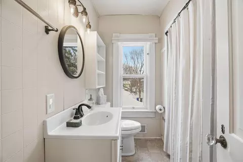 Bath - 237 Page St E, Saint Paul, MN 55107 photo 1 of 1