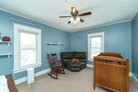 Bedroom - 40 2nd Ave NW, Plainview, MN 55964 photo 3 of 6