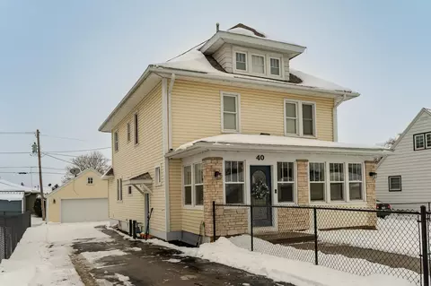 40 2nd Ave NW, Plainview, MN 55964