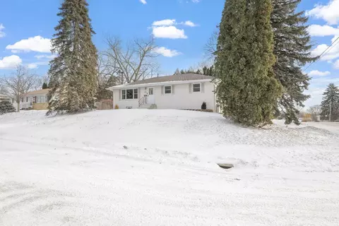106 19th Ave N, South Saint Paul, MN 55075