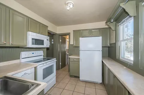 3933 W Austin St, Duluth, MN 55803 photo 9