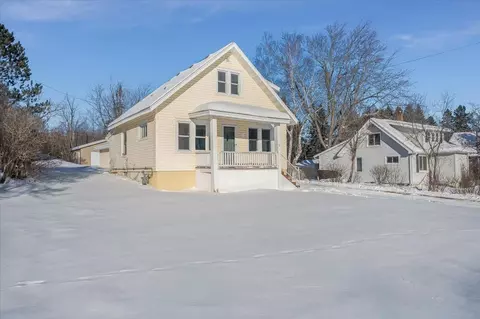 3933 W Austin St, Duluth, MN 55803