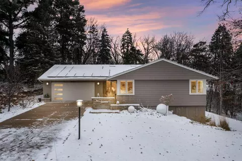 4600 Mounthall Ter, Minnetonka, MN 55345