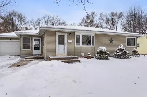 4819 Hampshire Ave N, Crystal, MN 55428