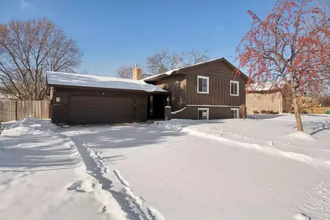 7733 Hampshire Ave N, Brooklyn Park, MN 55445