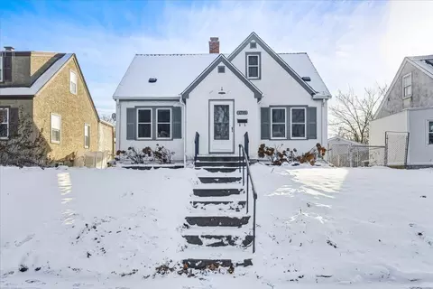 1730 Arlington Ave E, Saint Paul, MN 55106