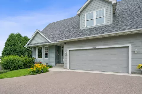 4584 Lake Ct, White Bear Lake, MN 55110