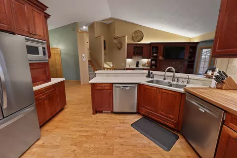 Kitchen - 208 Ridge Dr, Brainerd, MN 56401 photo 8 of 8