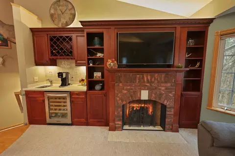 Living - 208 Ridge Dr, Brainerd, MN 56401 photo 3 of 6