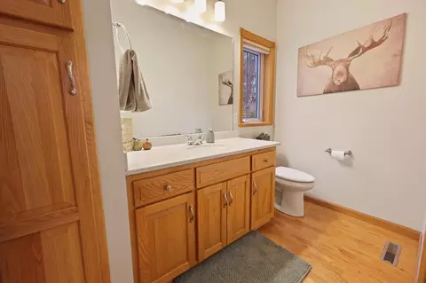 Bath - 208 Ridge Dr, Brainerd, MN 56401 photo 5 of 12