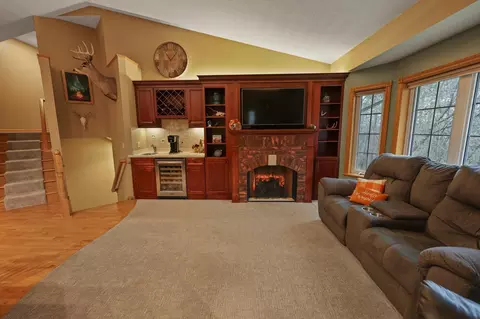 Living - 208 Ridge Dr, Brainerd, MN 56401 photo 1 of 6