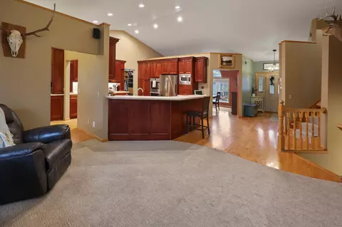 Entry Way - 208 Ridge Dr, Brainerd, MN 56401 photo 2 of 4