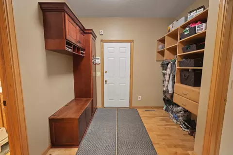Entry Way - 208 Ridge Dr, Brainerd, MN 56401 photo 3 of 4
