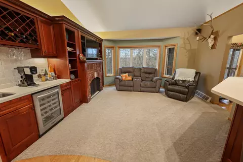 Living - 208 Ridge Dr, Brainerd, MN 56401 photo 2 of 6