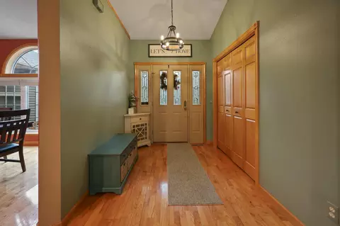 Entry Way - 208 Ridge Dr, Brainerd, MN 56401 photo 1 of 4