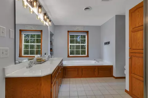 1806 Case Ln, Saint Cloud, MN 56303 photo 16