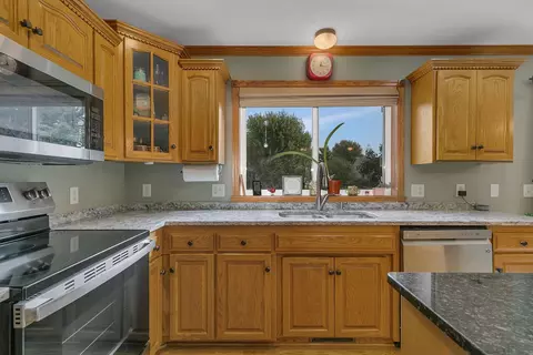 1806 Case Ln, Saint Cloud, MN 56303 photo 6