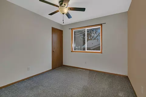 Bedroom - 415 7th Ave S, Buffalo, MN 55313 photo 2 of 3