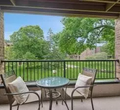 2240 Midland Grove Rd #201, Roseville, MN 55113