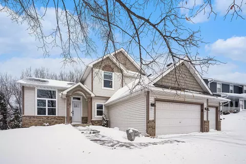 107 Shepherdia Ct, Watertown, MN 55388