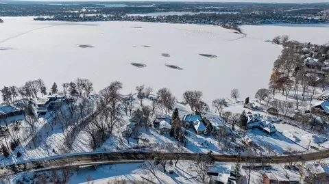 4435 N Shore Dr, Mound, MN 55364