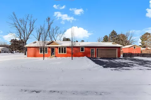 505 Quinlan Ave N, Lakeland, MN 55043