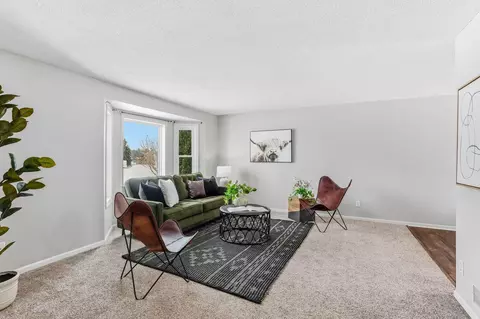 832 Meander Rd, Hanover, MN 55341 photo 6