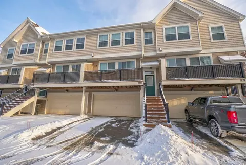 4675 Victor Path #6, Hugo, MN 55038