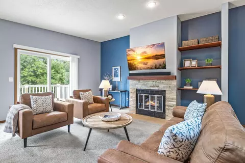 5621 Pompano Dr, Minnetonka, MN 55343