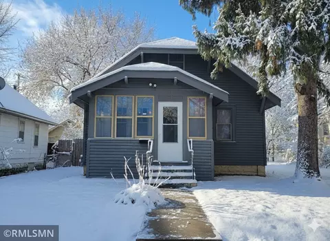 3251 Knox Ave N, Minneapolis, MN 55412