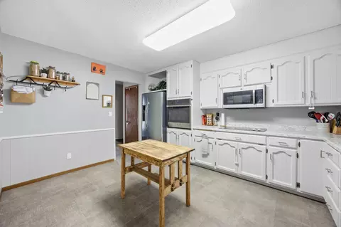 2867 Westgate Dr S, Fargo, ND 58103 photo 4