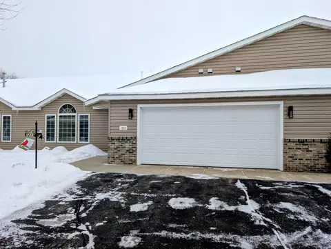 1213 E Ashmore Ave, Montevideo, MN 56265
