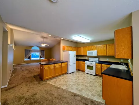 Kitchen - 1213 E Ashmore Ave, Montevideo, MN 56265 photo 4 of 5
