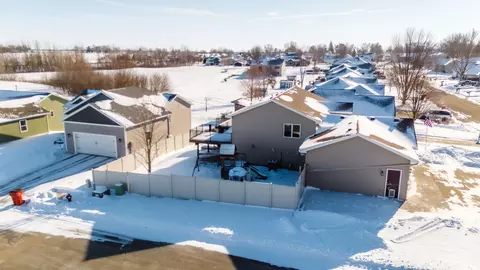 View/Area - 615 5th St NE, Plainview, MN 55964 photo 6 of 9
