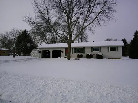 18024 Macon St NW, Elk River, MN 55330