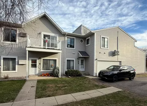 3311 15th Ave S UNIT E, Fargo, ND 58103