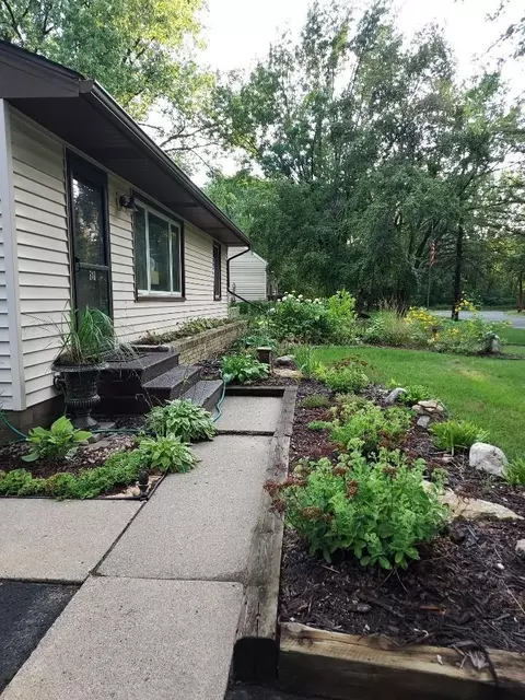Exterior - 548 Doris Ave, Shoreview, MN 55126 photo 14 of 18